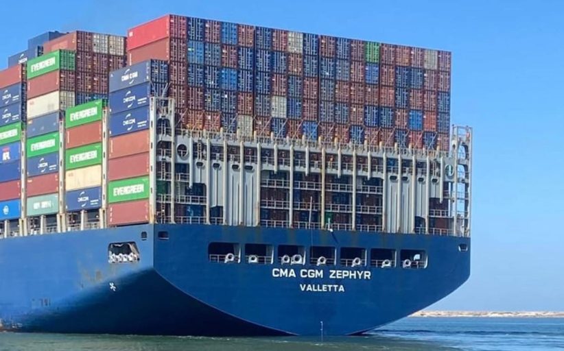 قناة السويس تشهد عبور سفينة الحاويات CMA CGM ZEPHYR بعد إقرار حوافز وتخفيضات جاذبة