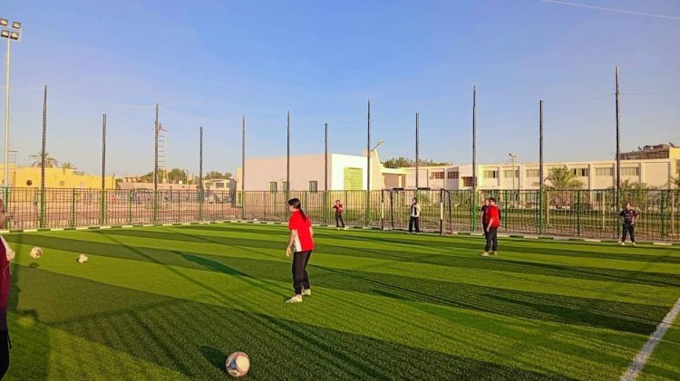 مديرية شباب الوادي الجديد تواصل تدريب الفتيات في خماسي القدم