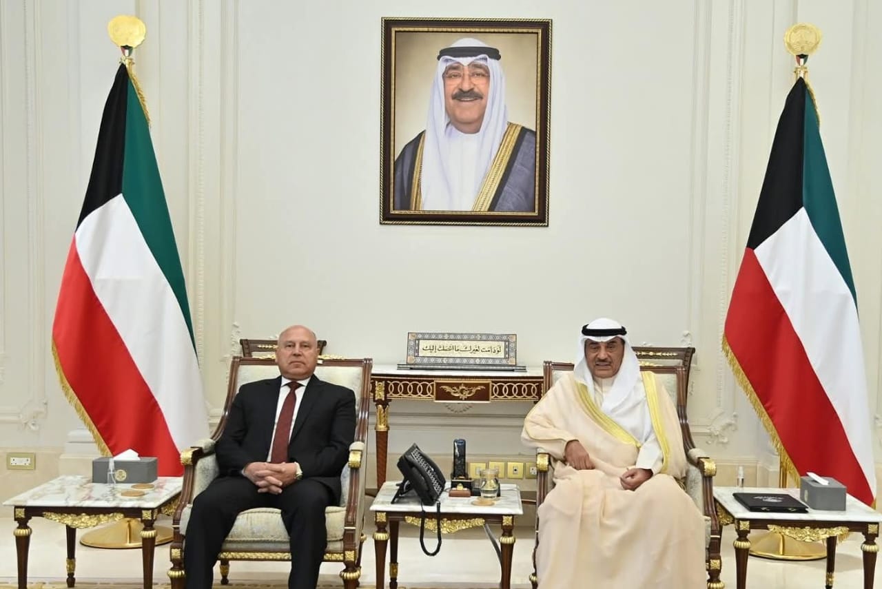 ولي عهد الكويت يستقبل نائب رئيس الوزراء للتنمية الصناعية لتدعيم التعاون المشترك بين البلدين