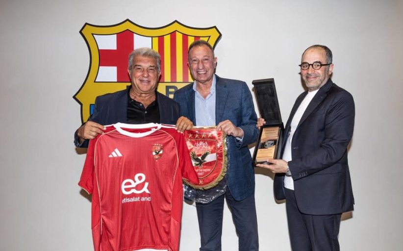 تفاصيل اجتماع محمود الخطيب مع رئيس برشلونة