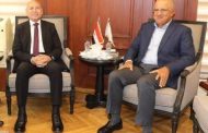 محافظ القاهرة يبحث مع اتحاد الصناعات دعم الاستثمار الصناعي