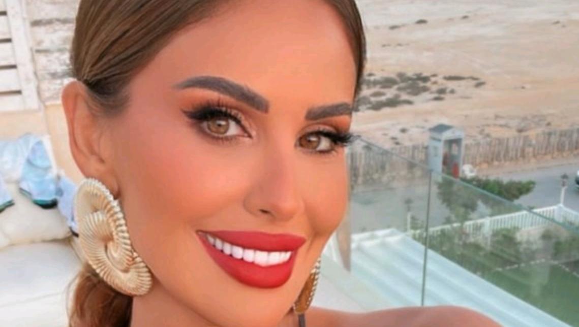 مي سليم تخطف الأنظار بإطلالة ساحرة.. تعرف