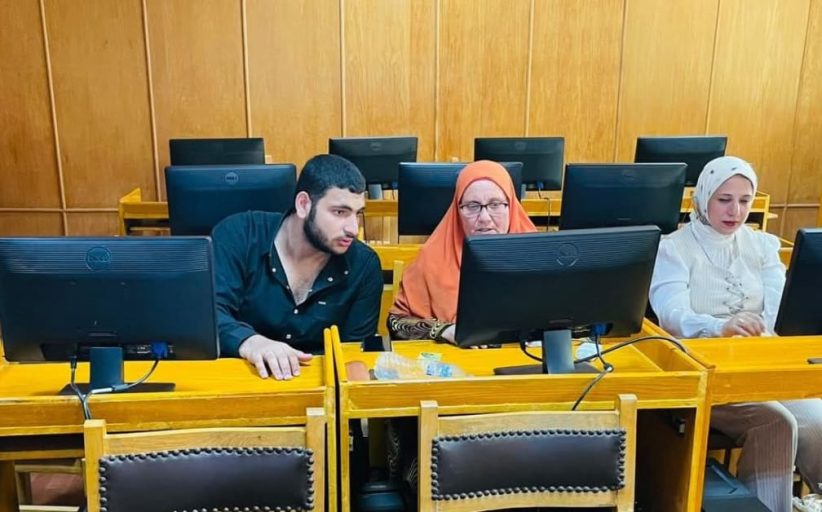 معامل الحاسبات بالجامعات الحكومية تنتظم في تقديم الدعم الفني لطلاب الثانوية العامة