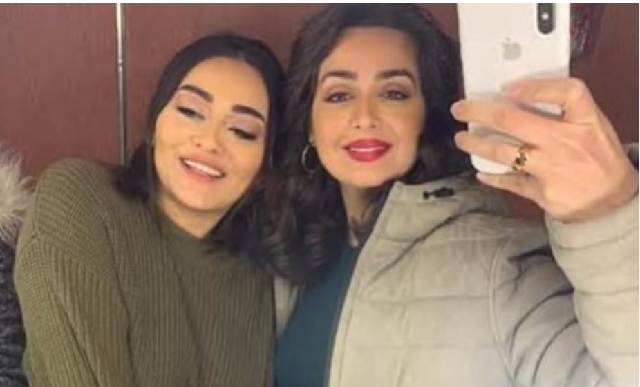 راندا البحيري تحرص على مشاركة محبيها صورًا مع هبة مجدي عبر حسابها الرسمي