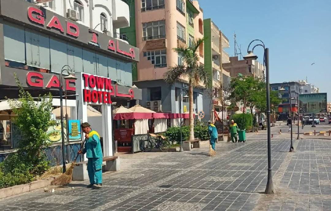 على قدمًا وساق.. البحر الأحمر تتابع أعمال النظافة بأحياء الغردقة