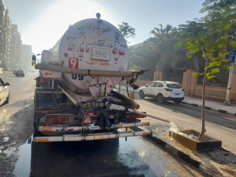 محافظ الدقهلية يتابع أعمال منظومة النظافة ورفع المخلفات ورفع 520 طن مخلفات بلدية