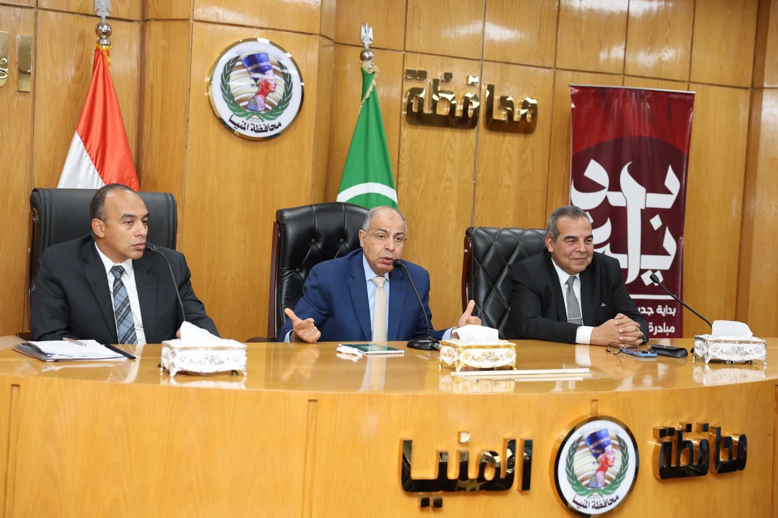 محافظ المنيا يتابع تطوير منظومة الحملات الميكانيكية ويوجه بإنشاء وحدة لتقييم الأداء