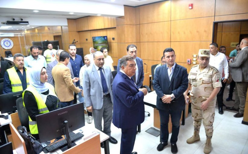 محافظ الدقهلية يتابع سير انتخابات مجلس الشيوخ من غرفة العمليات بالمحافظة
