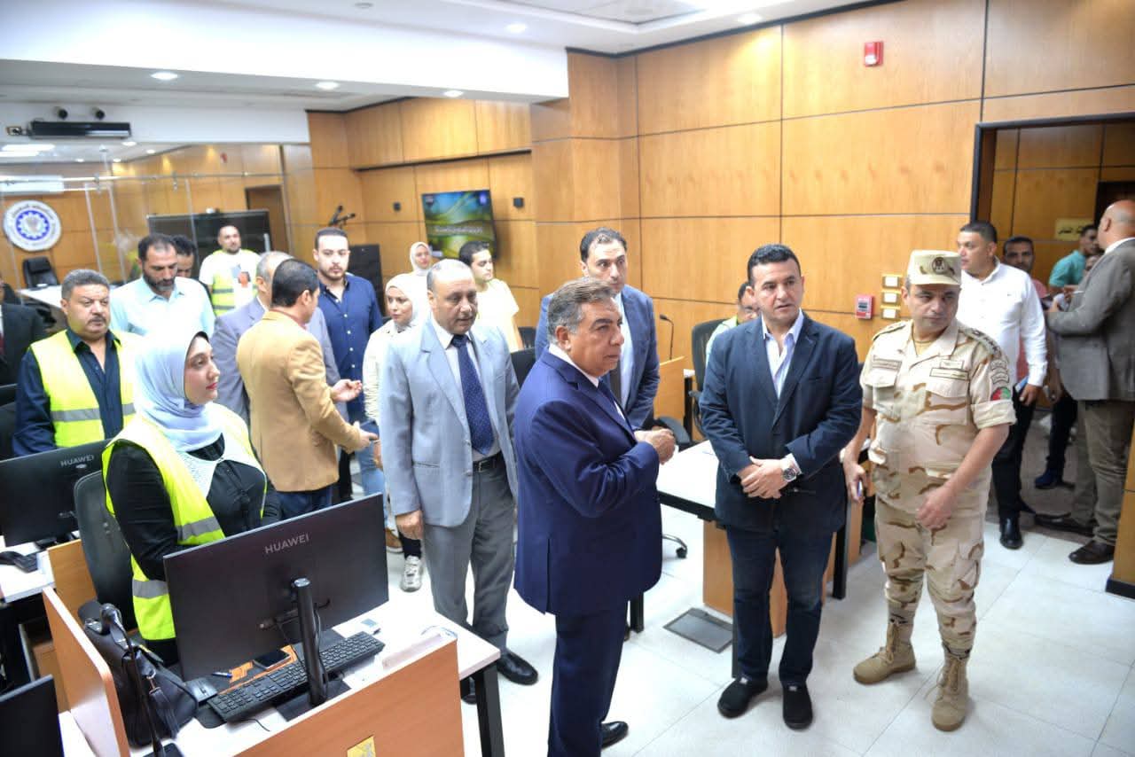محافظ الدقهلية يتابع سير انتخابات مجلس الشيوخ من غرفة العمليات بالمحافظة