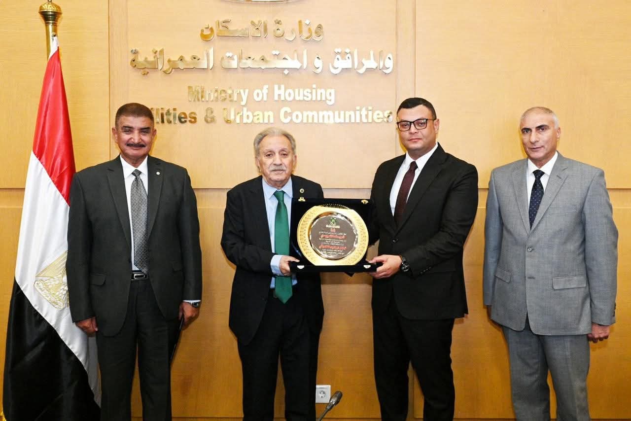 الشربيني يشهد توقيع بروتوكول تعاون بين هيئة المجتمعات العمرانية واتحاد المهندسين العرب