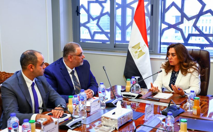 وزيرة التنمية تستقبل وفد من شركة ازري العالمية لبحث مجالات التعاون المستقبلي
