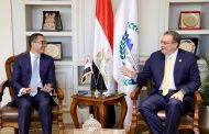رئيس التنظيم والإدارة يبحث مع وزير الاستثمار سبل تعزيز التعاون المشترك