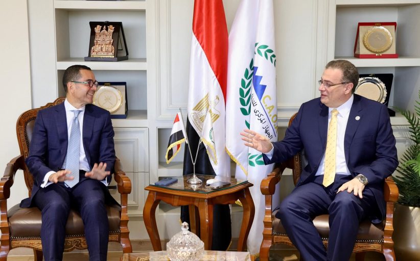 رئيس التنظيم والإدارة يبحث مع وزير الاستثمار سبل تعزيز التعاون المشترك