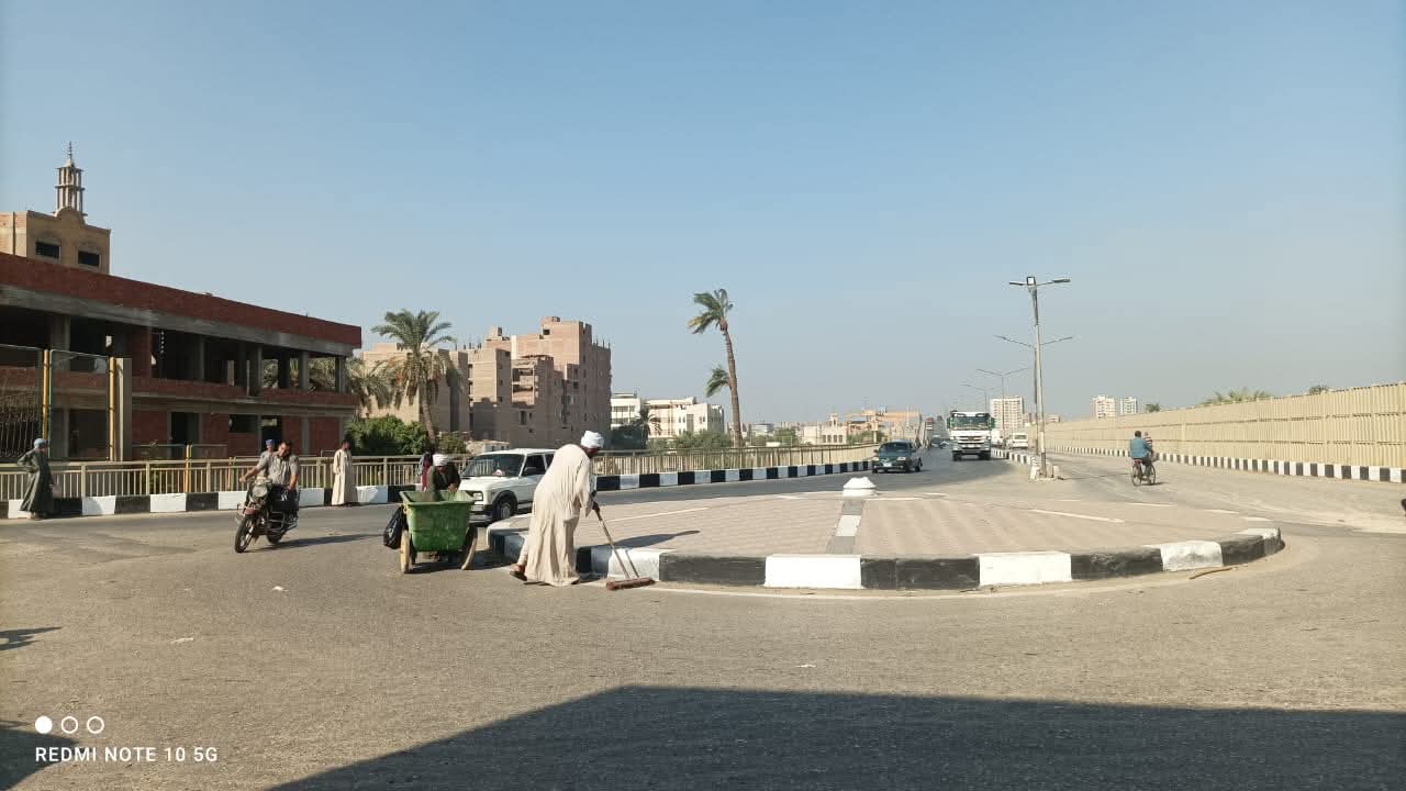 محافظ أسيوط يوجه باستمرار حملات رفع الإشغالات وتحسين المظهر الحضاري