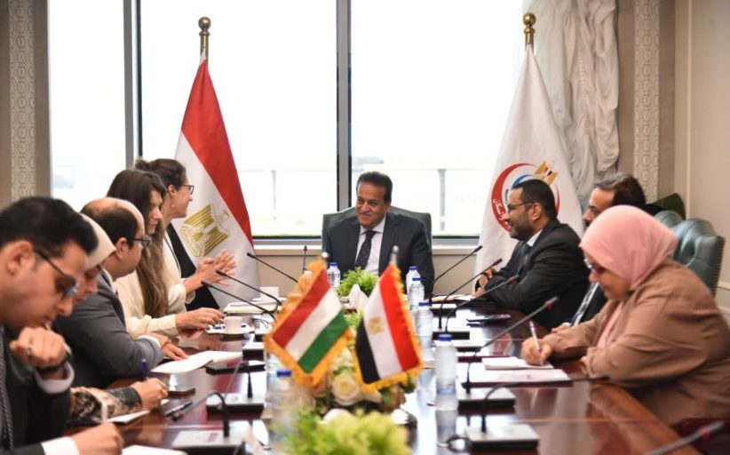 عبدالغفار يبحث تعزيز التعاون الصحي مع سفيرة المجر بالقاهرة