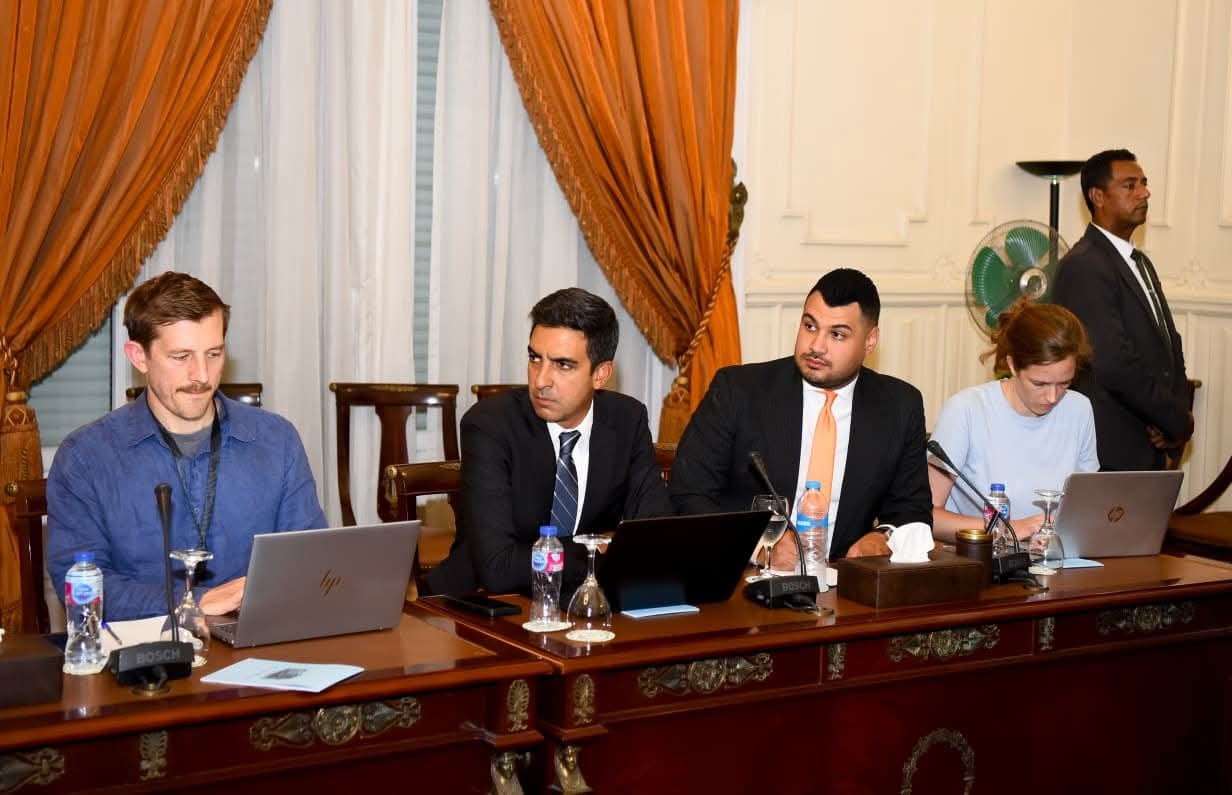 وزير الخارجية يستعرض محددات الموقف المصري من التطورات الإقليمية