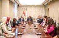 وزير التربية يكرم الطلاب أوائل مدارس النيل المصرية الدولية