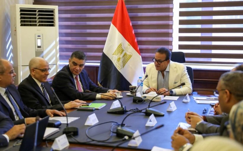 وزير الصحة يستقبل رئيس هيئة الشراء الموحد لتوطين صناعة مشتقات البلازما