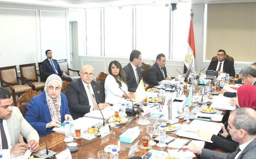 وزير الإسكان يترأس اجتماع مجلس إدارة الهيئة العامة للتنمية السياحية