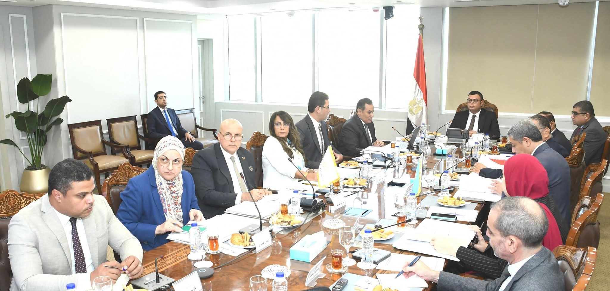 وزير الإسكان يترأس اجتماع مجلس إدارة الهيئة العامة للتنمية السياحية