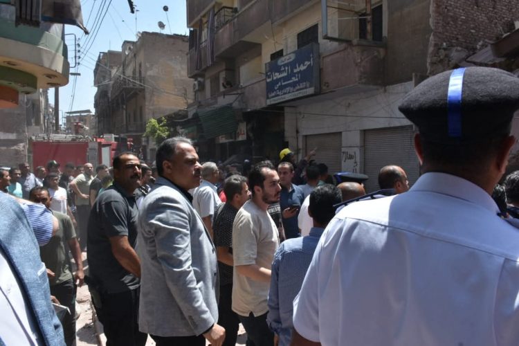 انهيار عقار مكون من 4 طوابق بالزقازيق ومحافظ الشرقية يتابع الموقف ميدانيًا