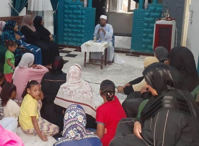 35 جلسة توعية ضمن المشروع القومي لتنمية الأسرة المصرية بقرى ونجوع إدفو
