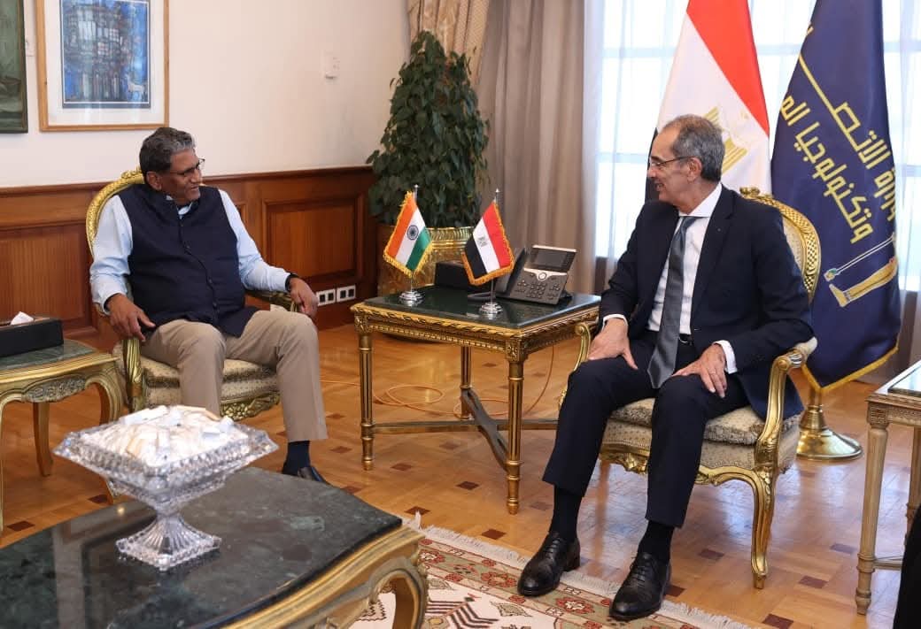 وزير الاتصالات يبحث مع سفير الهند مجالات التعهيد وبناء القدرات الرقمية