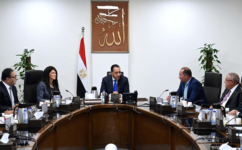 رئيس الوزراء يتابع آليات تنفيذ قانون تنظيم بعض الأحكام الخاصة بملكية الدولة
