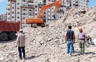 محافظ بورسعيد يوجه برفع الردش بحي المناخ وتحسين البيئة المعيشية
