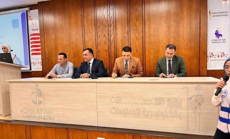 محافظ الشرقية يؤكد أهمية دمج الكيانات الشبابية لخدمة التنمية