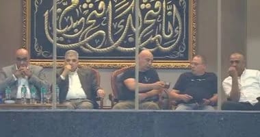 لقطة طريفة وحماس جماهيري في افتتاح الدوري المصري