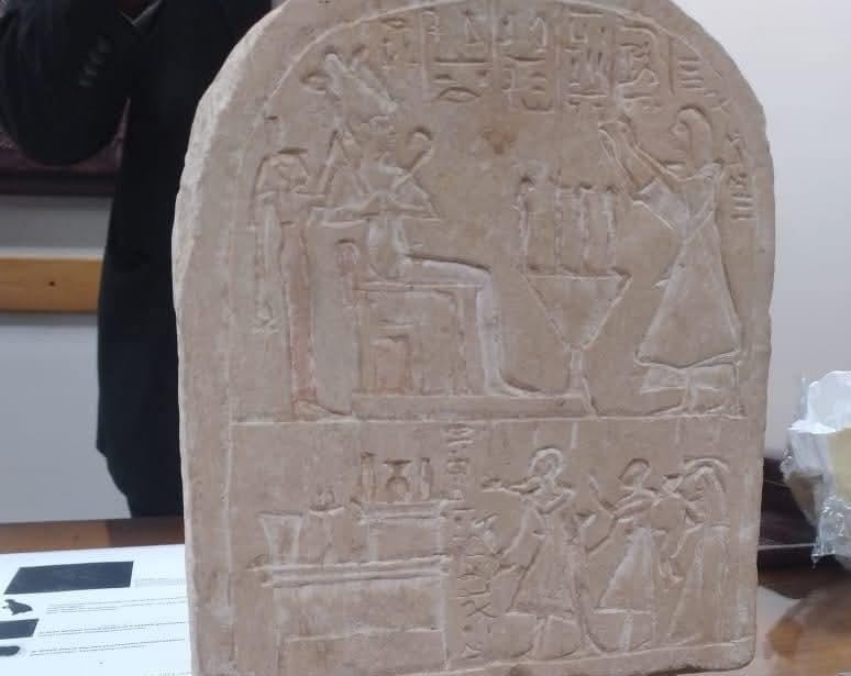 مصر تسترد 13 قطعة أثرية من بريطانيا وألمانيا وتودعها بالمتحف المصري بالتحرير