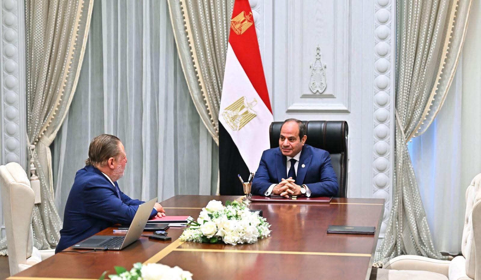 الرئيس السيسي يتابع والمؤشرات الخاصة بتعزيز احتياطات الدولة من النقد الأجنبي