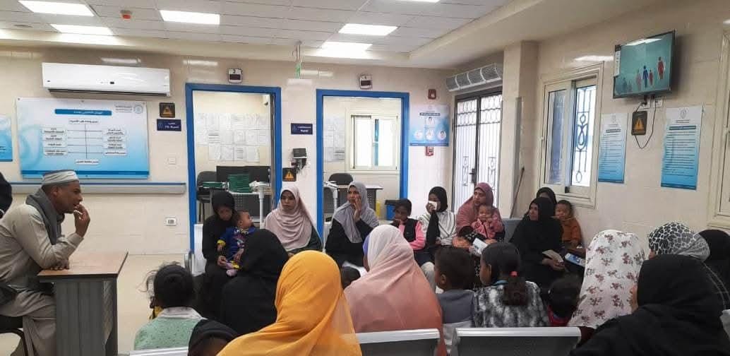فرع المجلس القومي للمرأة بأسوان ينظم جلسات توعوية لرفع الوعي بالقضية السكانية