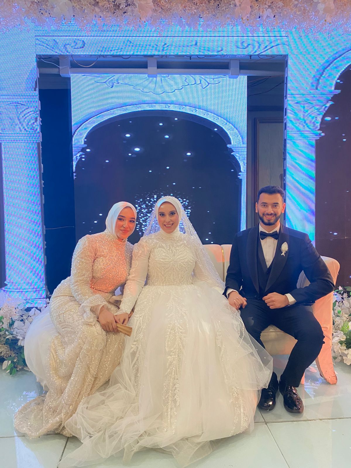 الأنباء المصرية تهنئ الدكتور علي إبراهيم بزفاف كريمته الدكتورة ندى