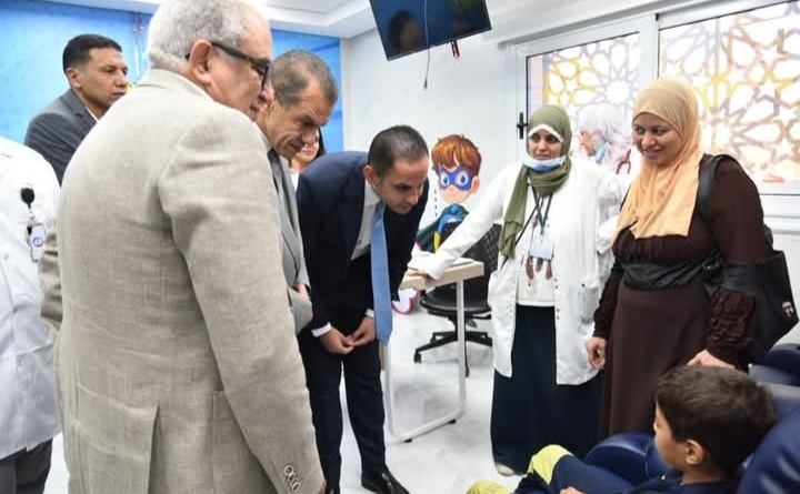نائب وزير الصحة يوجه بتفعيل بروتوكولات علاجية تتماشى مع المعايير العالمية