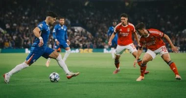 تشيلسي يتقدم أمام بنفيكا في شوط أول من دوري أبطال أوروبا 
