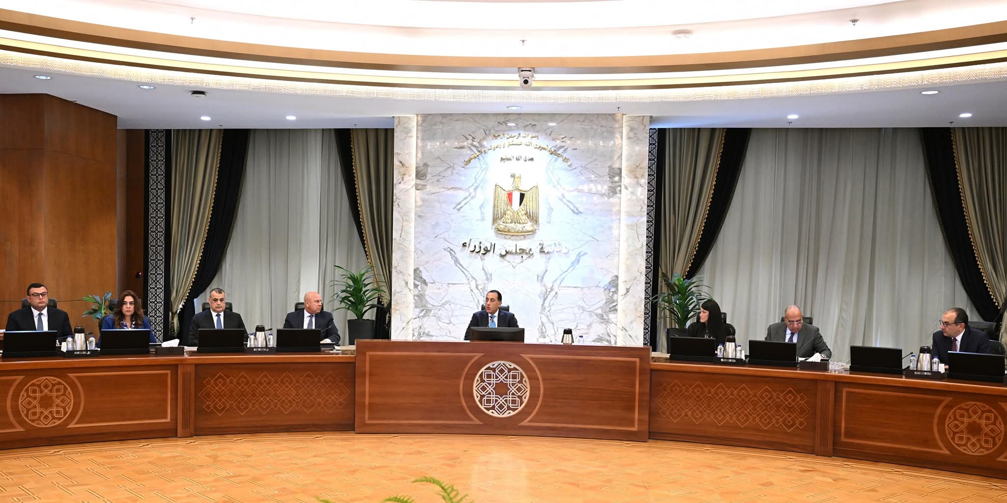 مدبولي يناقش سبل توفير الطاقة اللازمة من مصادرها المختلفة