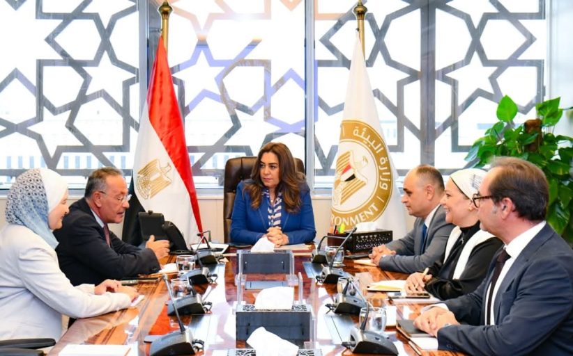 عوض تؤكد حصول المتحف على تقرير معتمد دوليًا لقياس انبعاثاته الكربونية