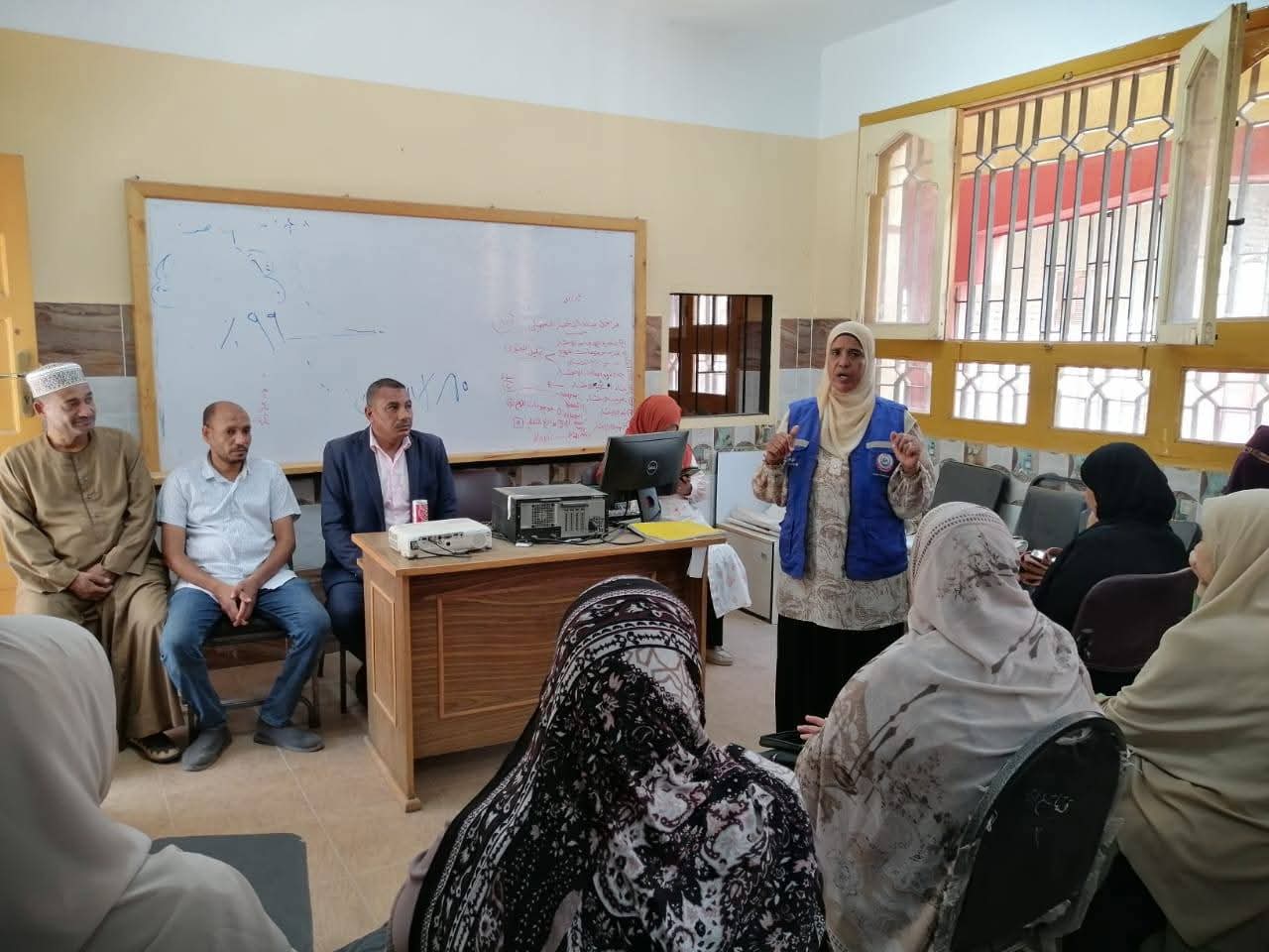 وحدة السكان بأرمنت تنظم ندوة توعوية ضمن مبادرتي 