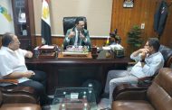 وكيل صحة سوهاج يبحث مع دكتور العناية المركزة بالقصر العيني زيادة عدد أسرة العناية بمستشفيات المحافظة 