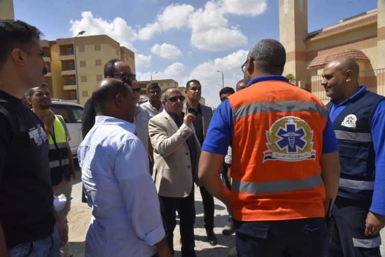 محافظ بورسعيد يتفقد مدينة سلام مصر ويعزز الخدمات الأساسية