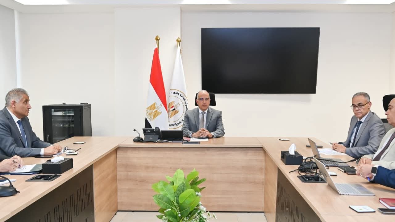 سويلم يناقش مقترح 