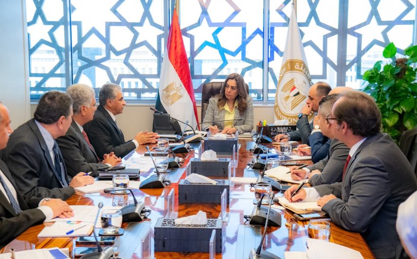 عوض تؤكد ضرورة جعل الخطاب البيئي أكثر قربًا من المواطن وتكثيف التواجد الميداني