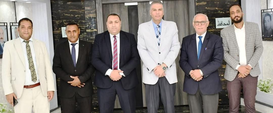 محافظ أسوان يبحث مع مجلس نقابة المحامين سبل التعاون وخدمة المجتمع