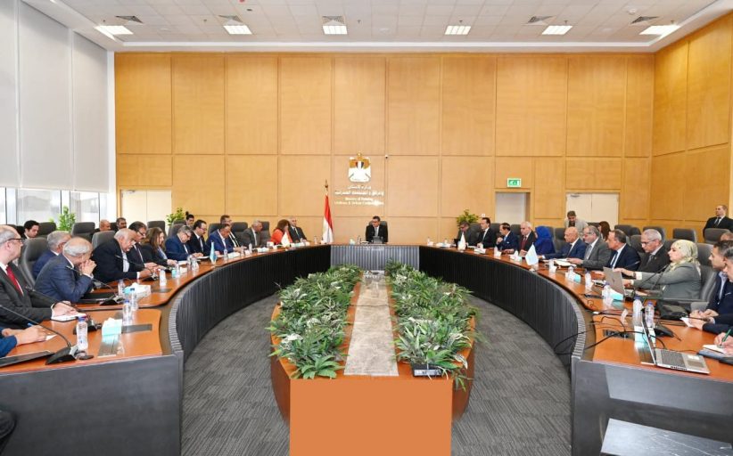 وزير الإسكان يترأس الاجتماع الأول للمجلس المصري للبناء الأخضر والمدن المستدامة عقب إعادة تشكليه
