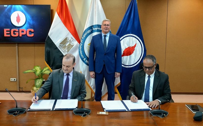 توقع 3 اتفاقيات جديدة للبحث عن البترول والغاز في الصحراء الغربية وخليج السويس وشمال