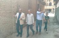 رئيس مدينة الواسطى يتابع شكاوى الأهالي حول تجمعات مياه مجهولة