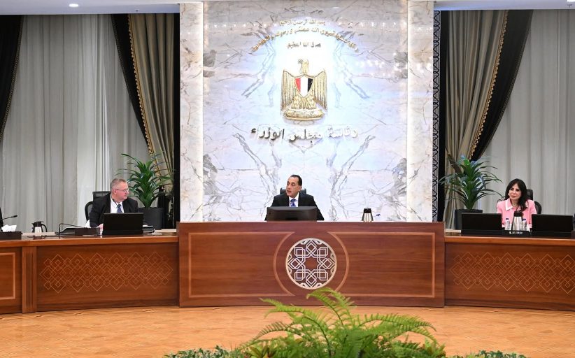 مدبولي يبحث مع نائب رئيس الوزراء الروسي القضايا والملفات المشترك بين البلدين