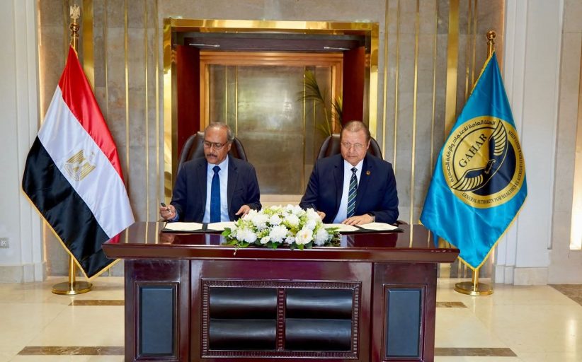 توقيع مذكرة تفاهم بين الاعتماد والرقابة الصحية” و 